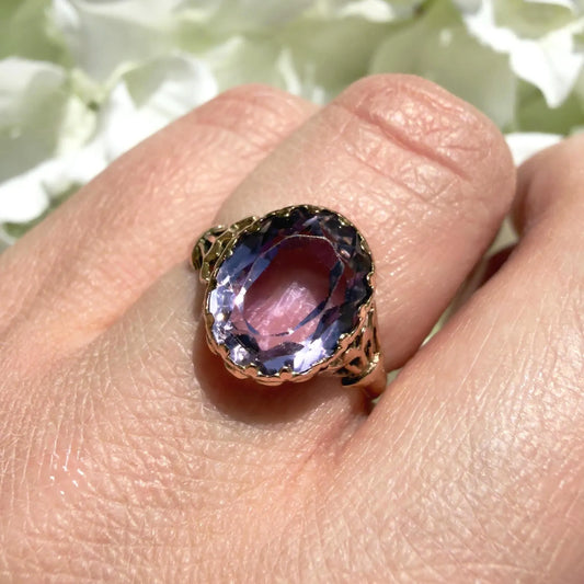 antique Edwardian 9ct gold amethyst oval solitaire ring