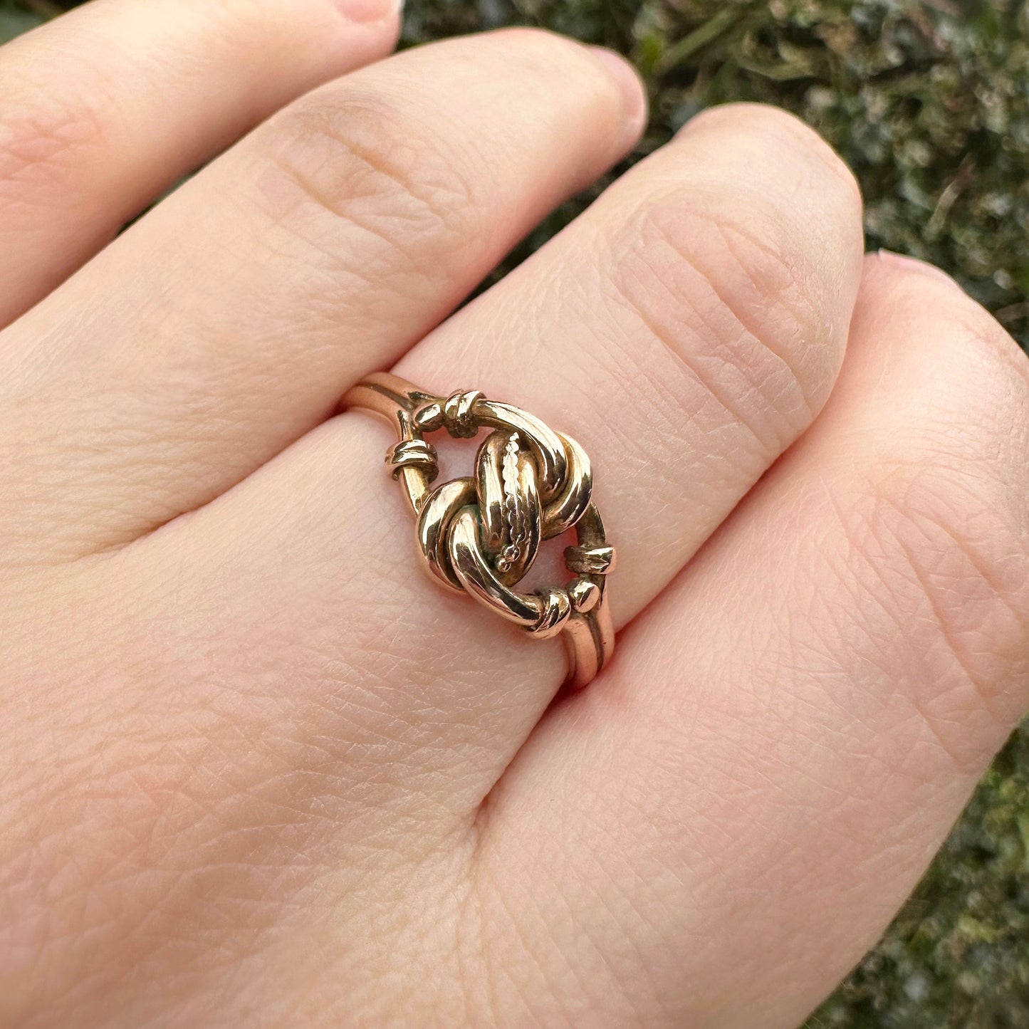 Orlie 9ct Gold Edwardian Lovers Knot Ring