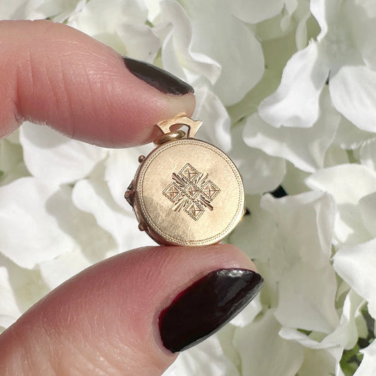 14ct gold antique estimated Victorian seed pearl circle locket pendant