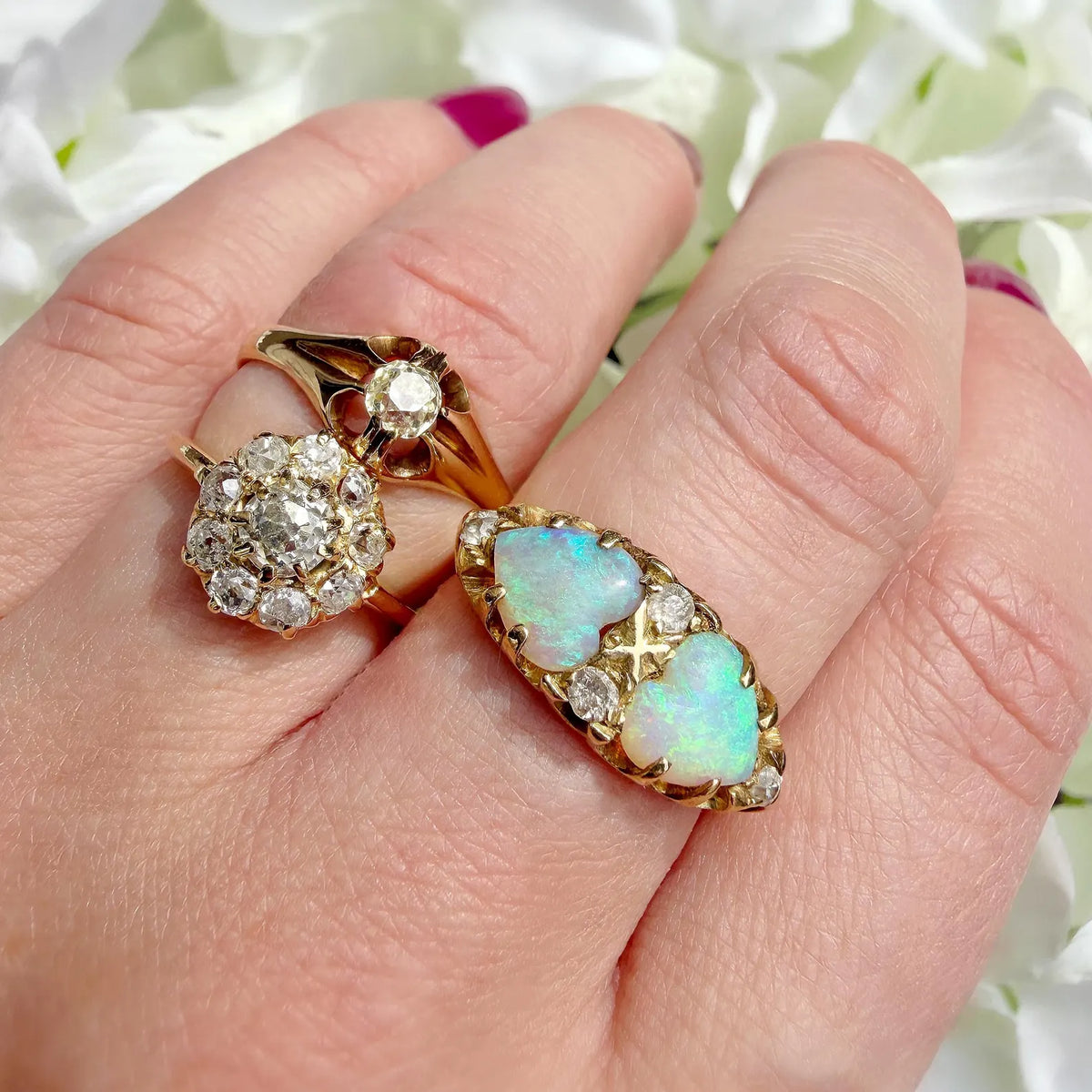 Nellie 18k Opal Heart Cabochon Ring