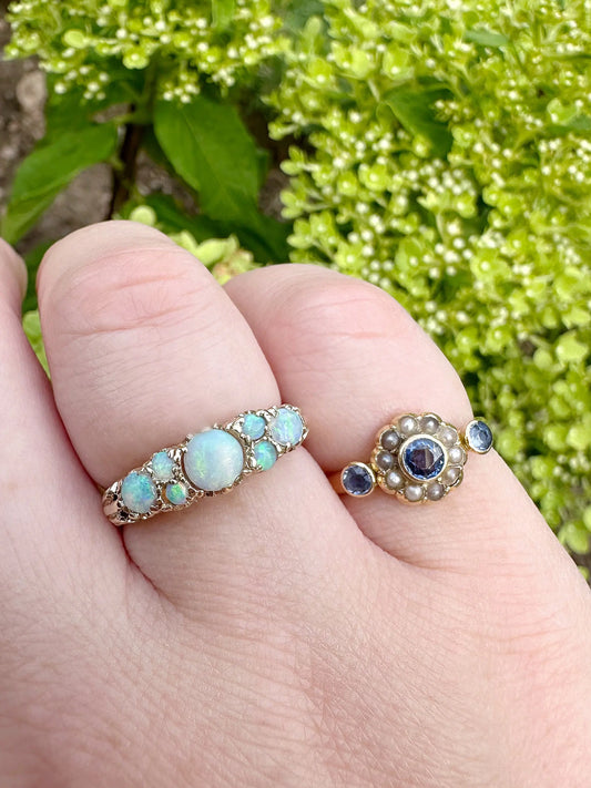 Violet 18ct Edwardian Sapphire Ring Peach and Willow