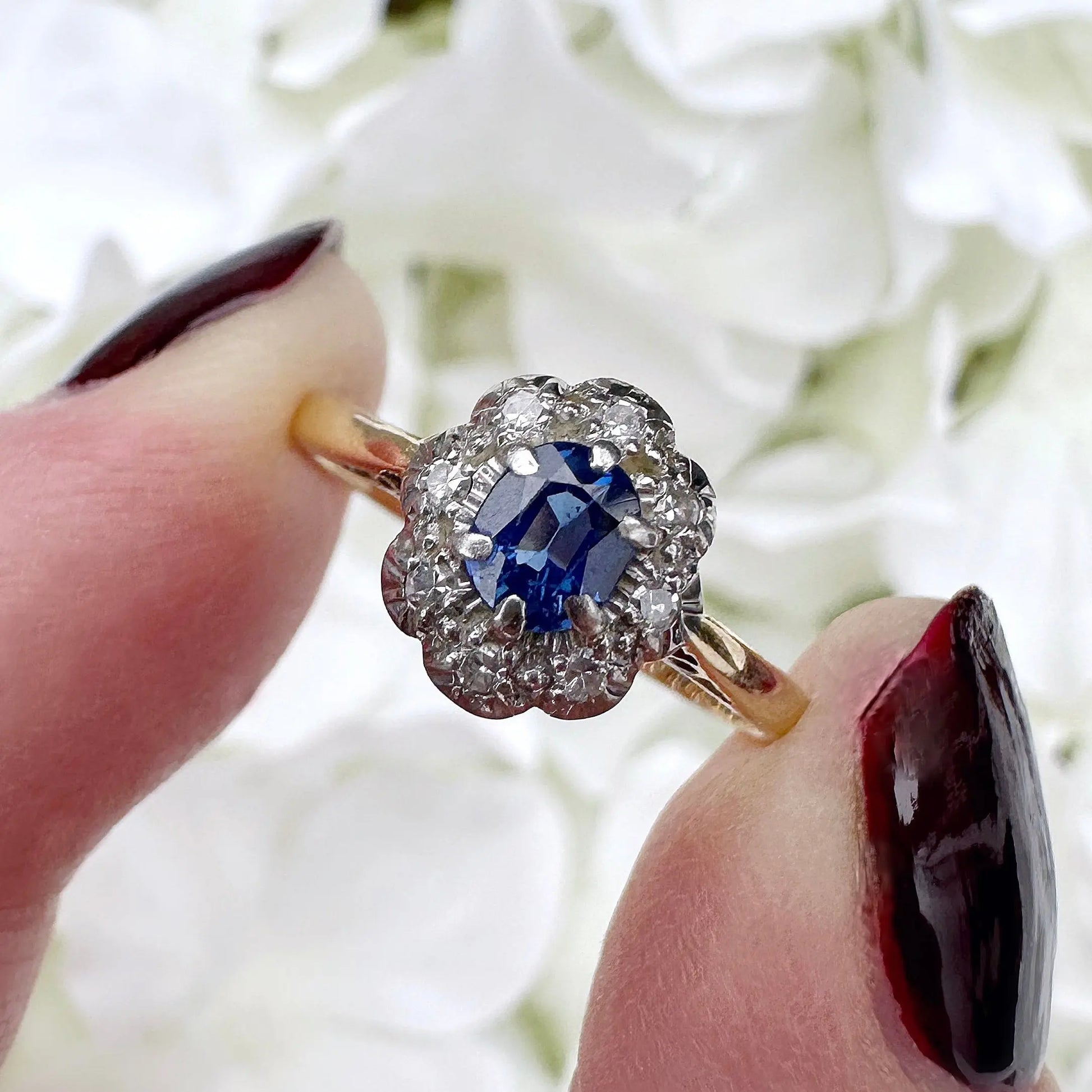 Annalise 18ct Gold Vintage Sapphire and Diamond Cluster Ring Peach and Willow