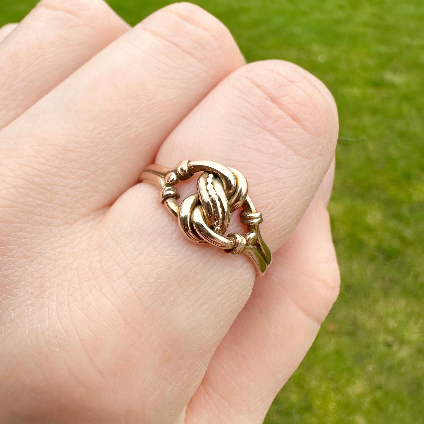 Orlie 9ct Gold Edwardian Lovers Knot Ring