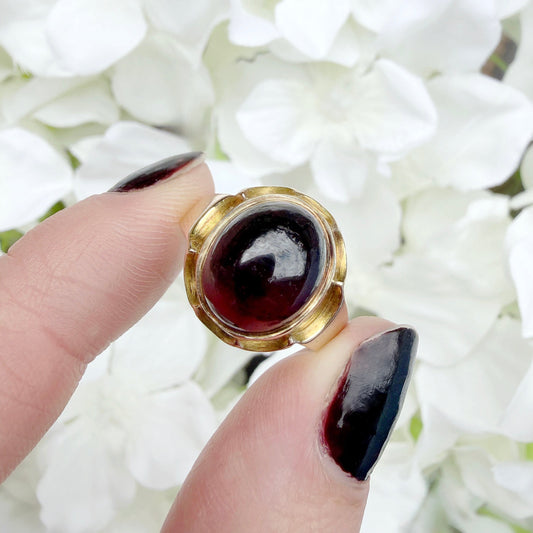 15k gold victorian carbuncle garnet ring