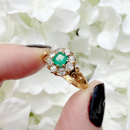 antique emerald diamond cluster ring