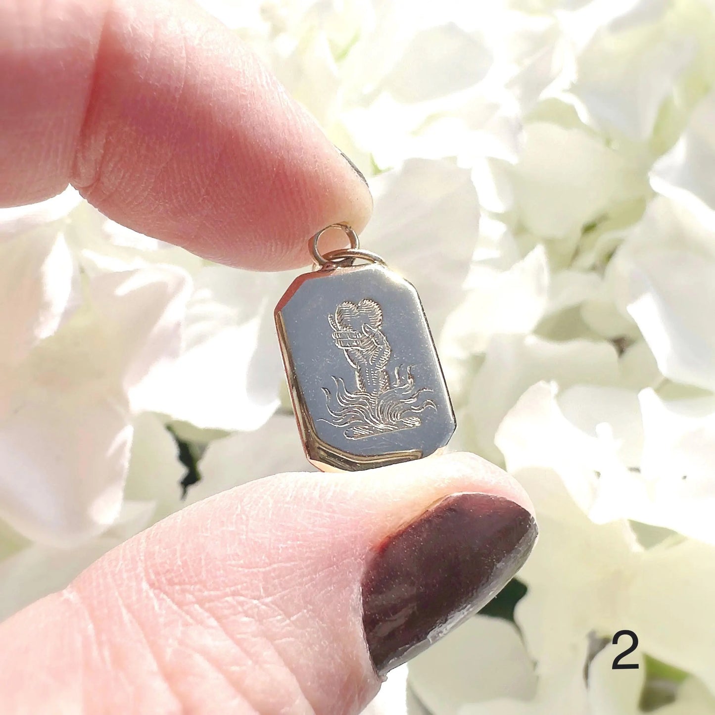 Seraphina 9ct Hand Engraved Heart Crest Pendant