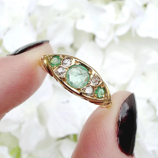 Orla Victorian 18k Emerald and Diamond Star Ring