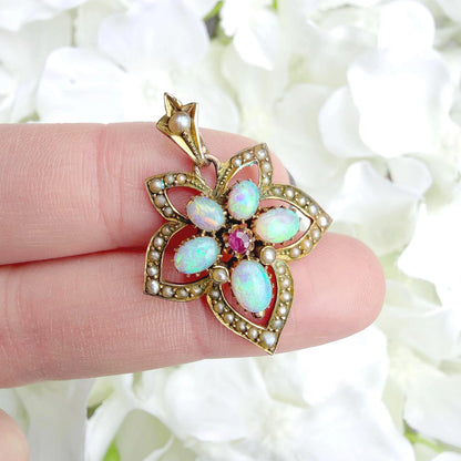 Adaline Art Nouveau Maple Leaf Pendant