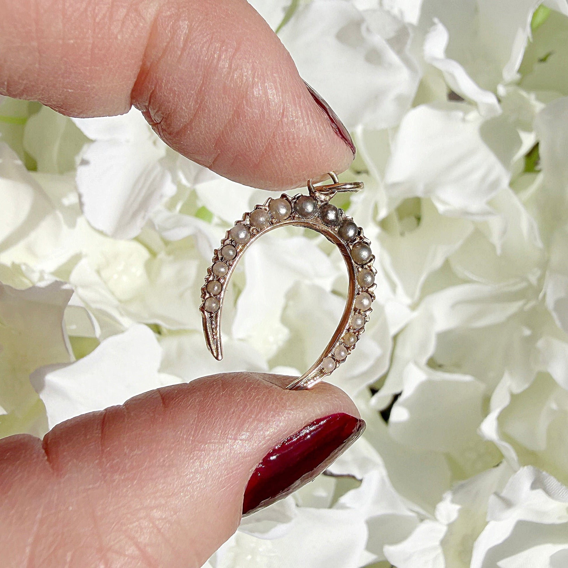 gold and pearl large lucky horseshoe charm