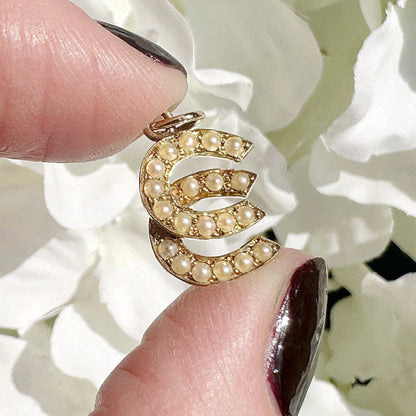 18ct gold pearl double lucky horseshoe charm